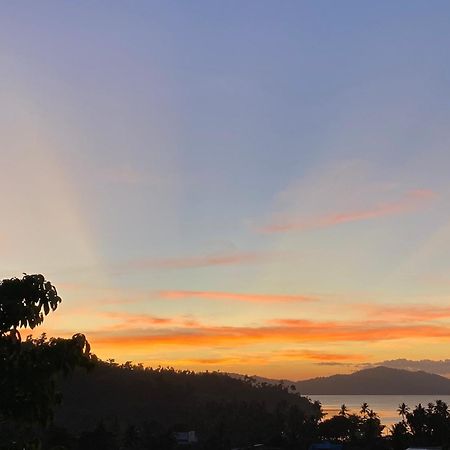 Santa Claus Hilltop San Vicente  Luaran gambar