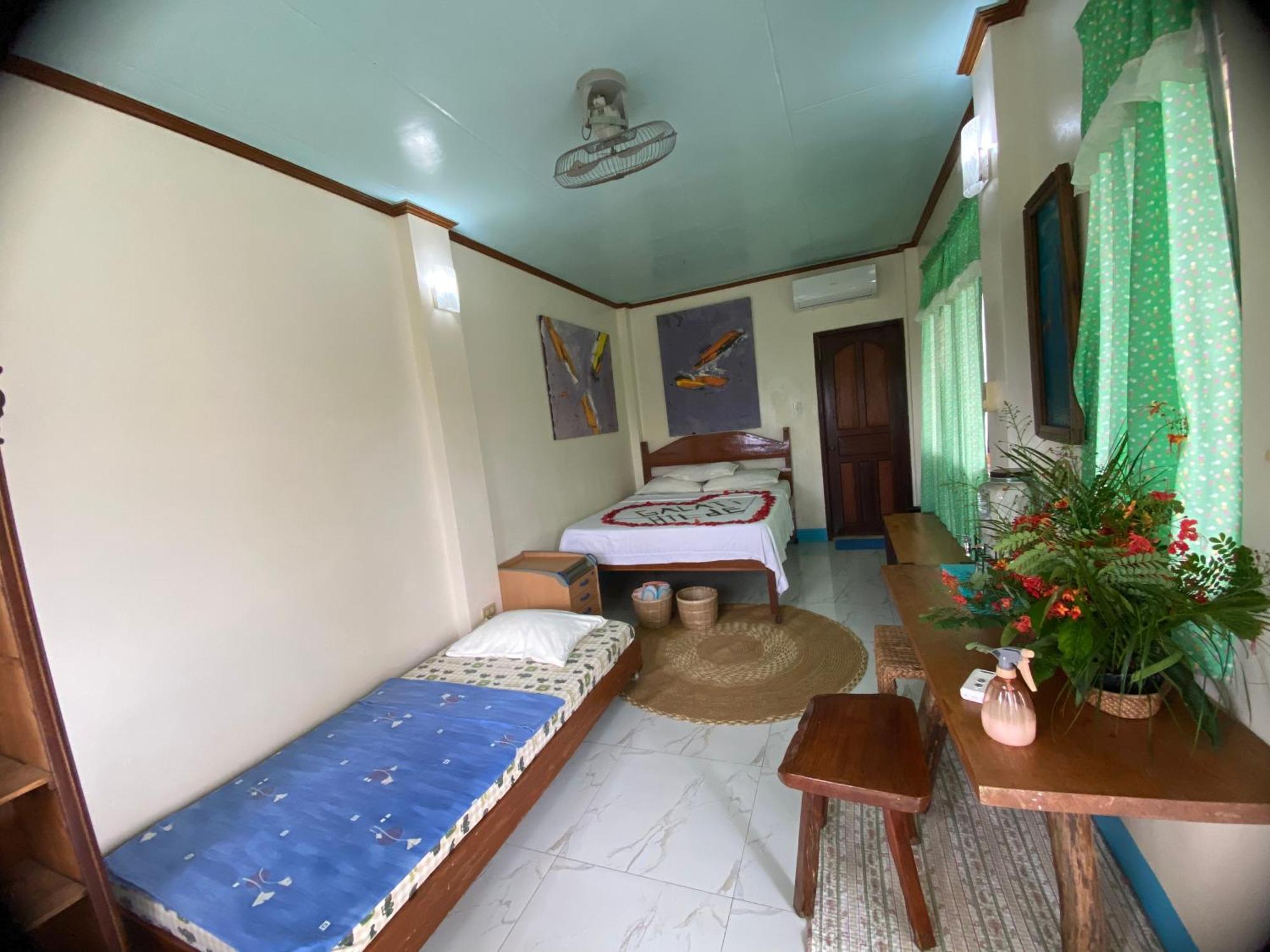 Santa Claus Hilltop San Vicente  Luaran gambar