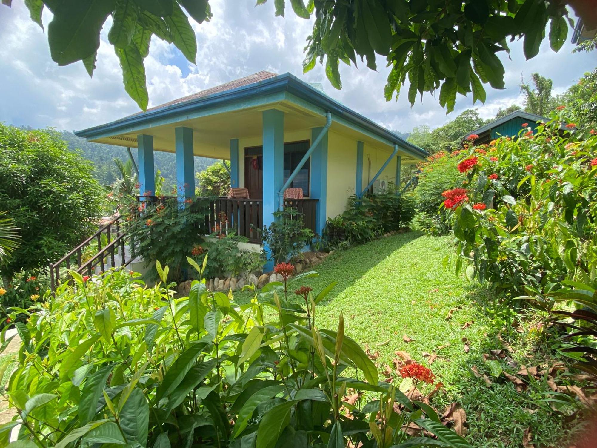 Santa Claus Hilltop San Vicente  Luaran gambar